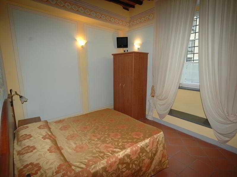 Dimora Dei Guelfi Luxury Rooms Lucca Luaran gambar