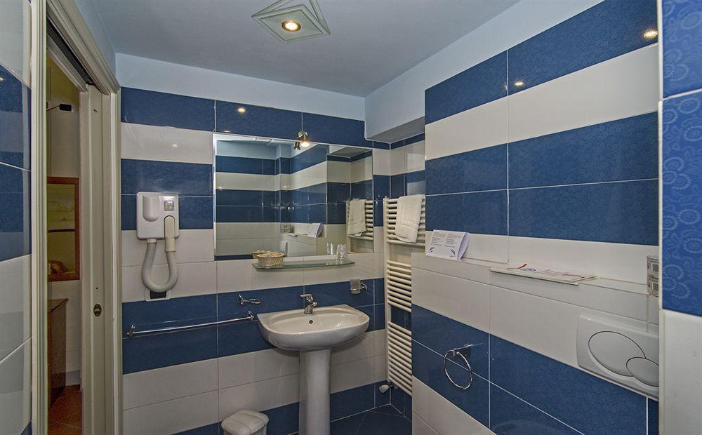 Dimora Dei Guelfi Luxury Rooms Lucca Luaran gambar