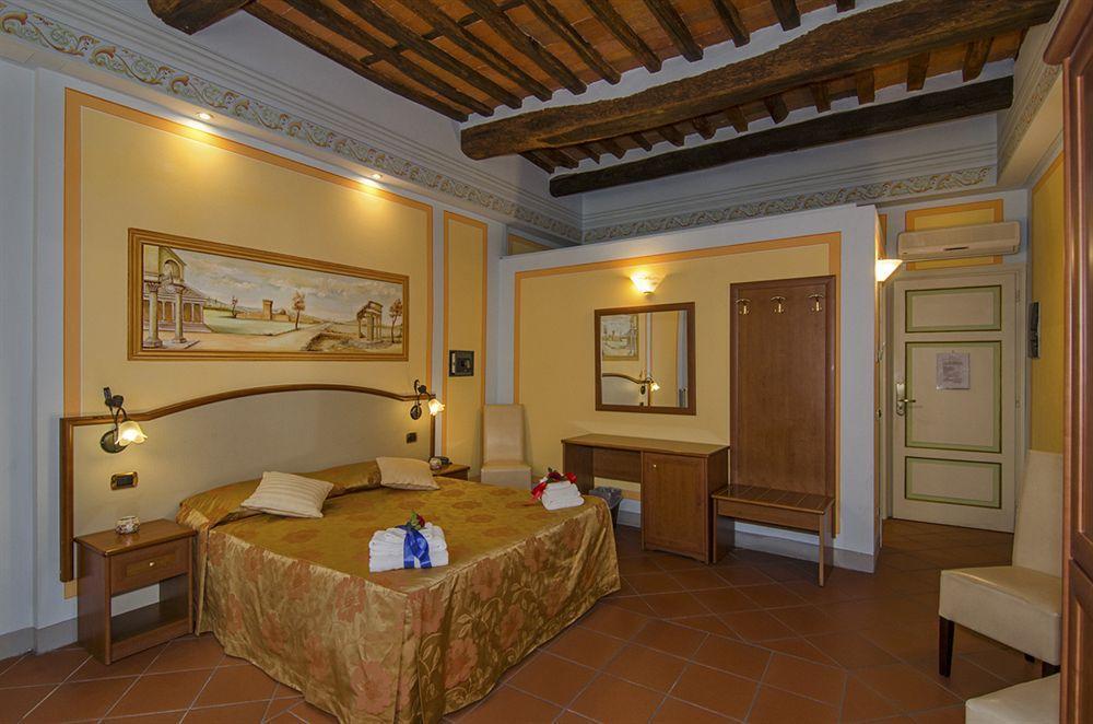 Dimora Dei Guelfi Luxury Rooms Lucca Luaran gambar