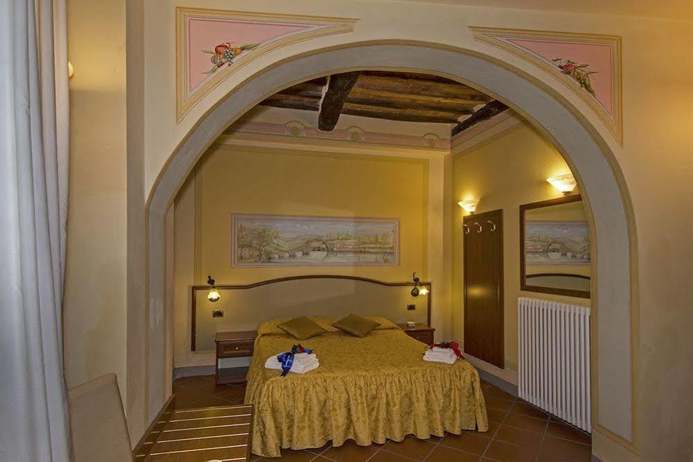 Dimora Dei Guelfi Luxury Rooms Lucca Luaran gambar